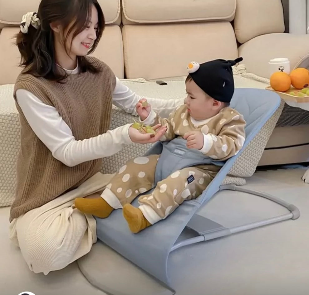 Baby Rocker Bouncer Chair with Soothing Vibration and Toy Bar