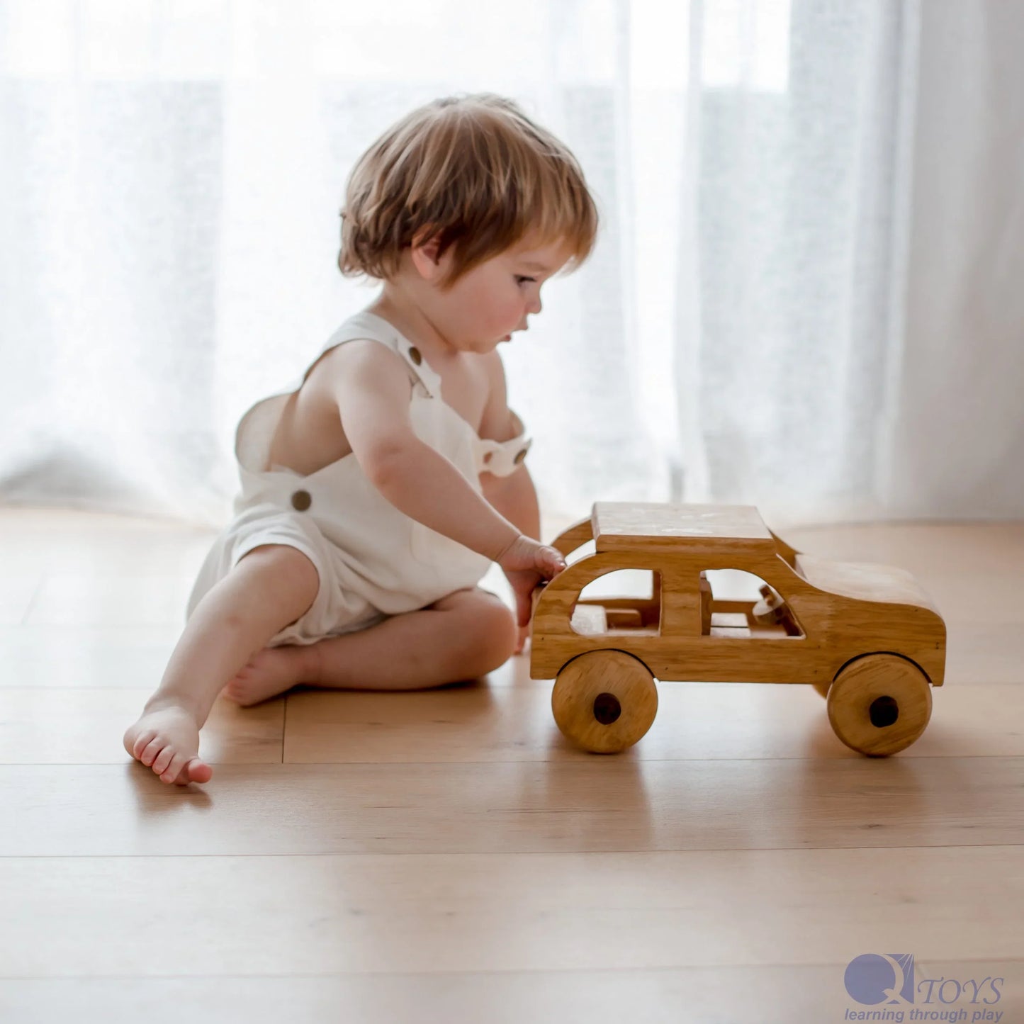 Wooden Natural Car - QToys | Wooden Toy NZ