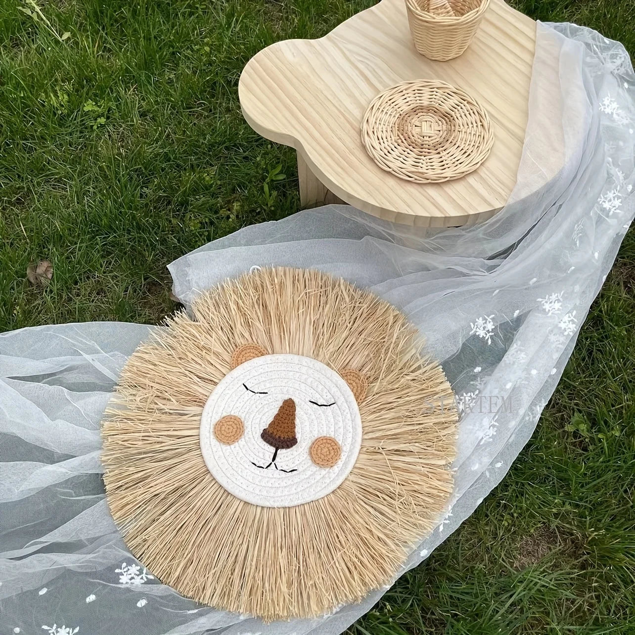 Handwoven Lion Wall Art - Nordic Style Nursery Decor