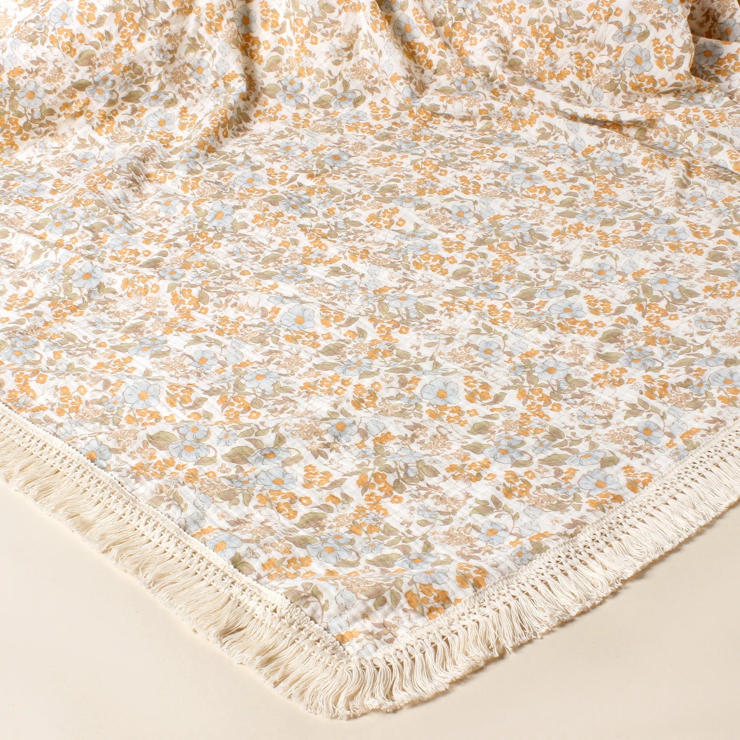 Dreamy Floral Baby Blanket - Organic Cotton with Sweet Tassels