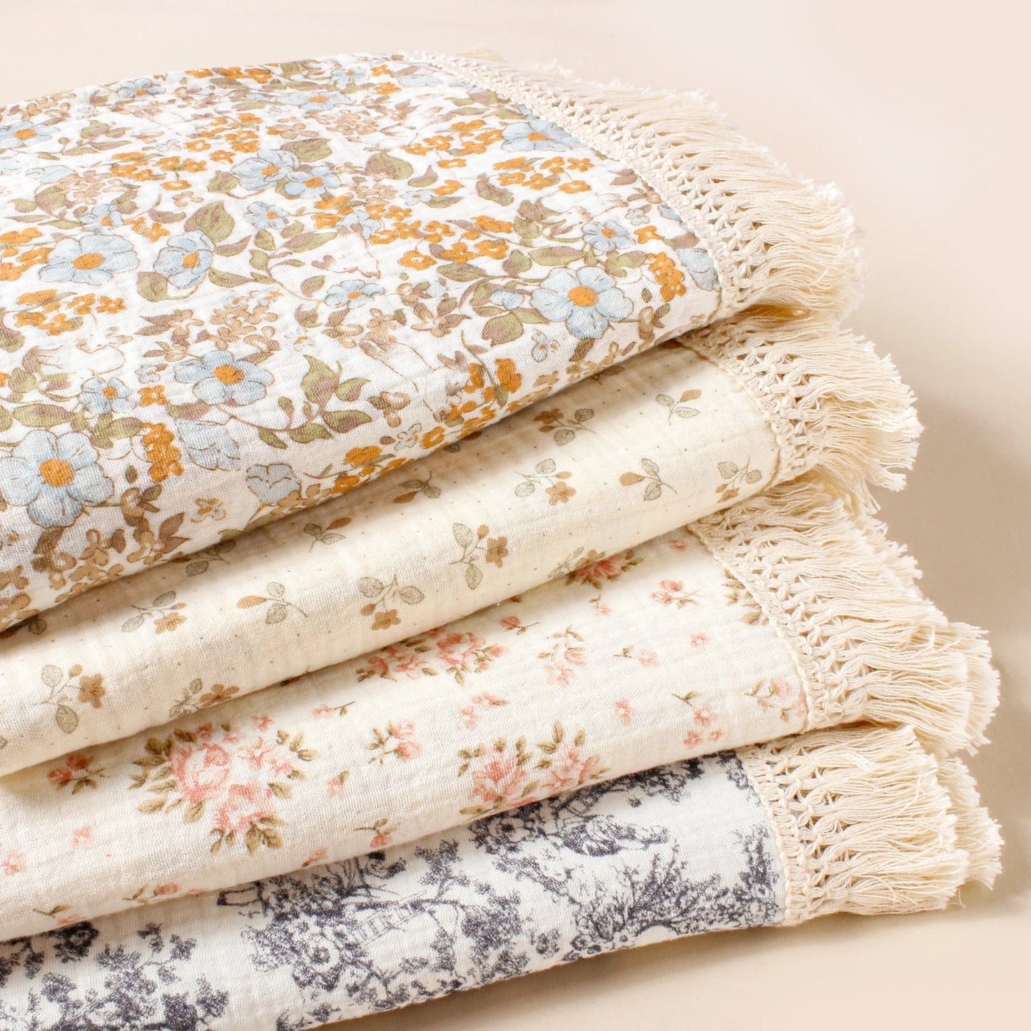 Dreamy Floral Baby Blanket - Organic Cotton with Sweet Tassels
