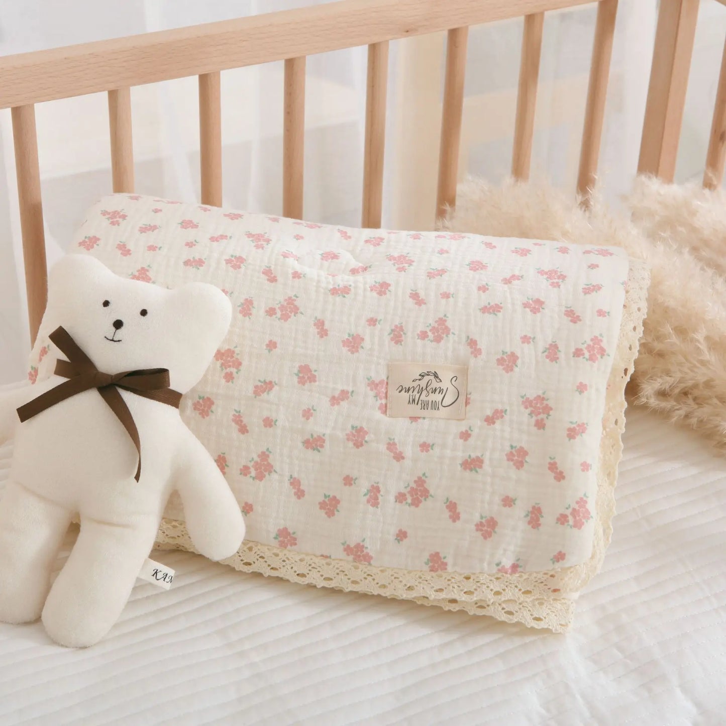 Soft Cotton Baby Comforter - Floral Gauze Quilted Blanket for Newborns & Toddlers