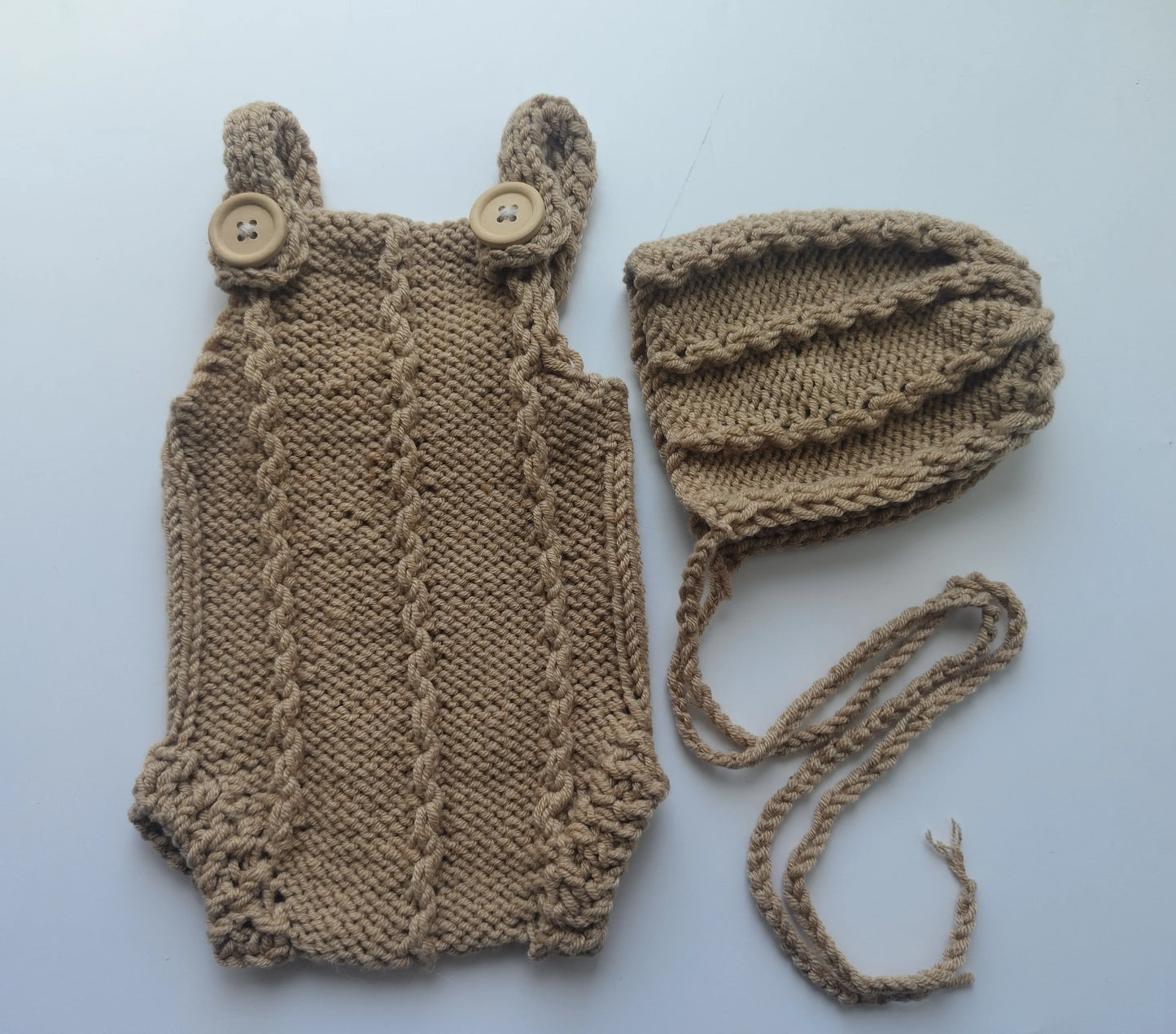 Newborn Photography Props - Hand-Knitted Jumpsuit & Hat Set