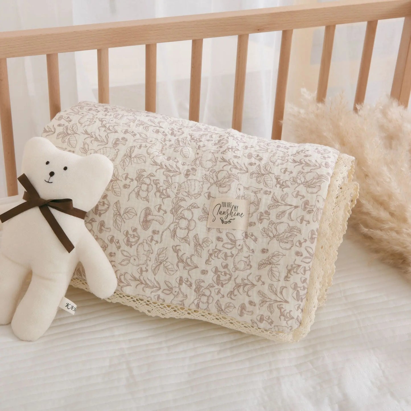 Soft Cotton Baby Comforter - Floral Gauze Quilted Blanket for Newborns & Toddlers