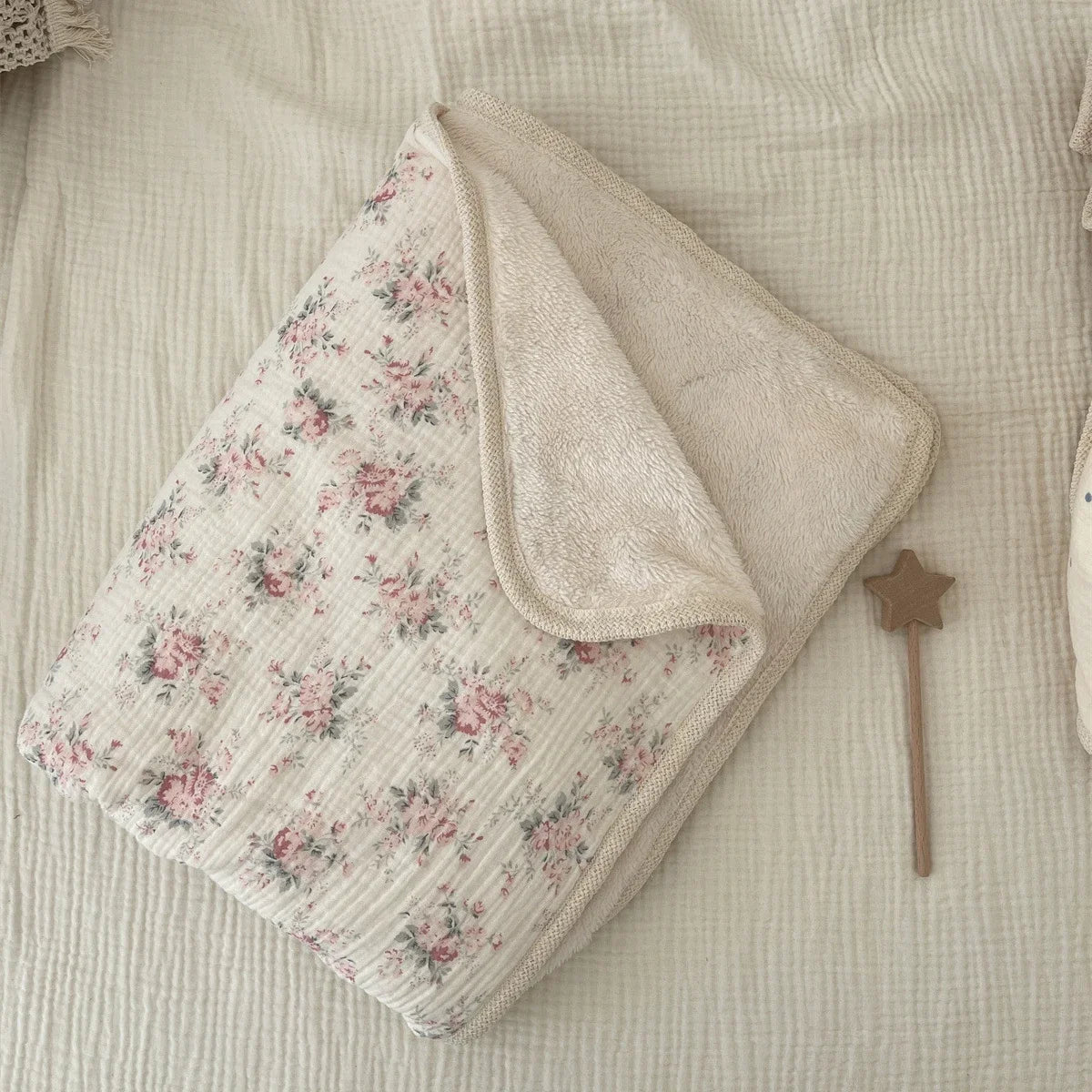 Winter Baby Blanket - Ultra-Soft Fleece Cotton Muslin Swaddle (90×130cm)