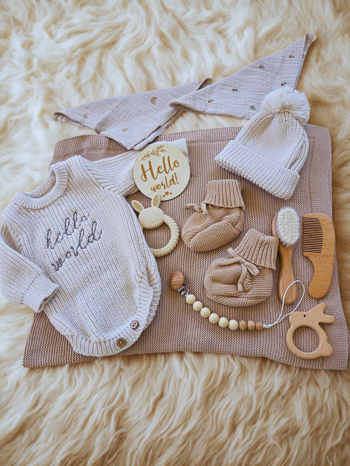 Premium Soft Cotton Knit Newborn Gift Box — Moon & Bloom Collection (Neutral) (Pre-order for Brown & Sage)