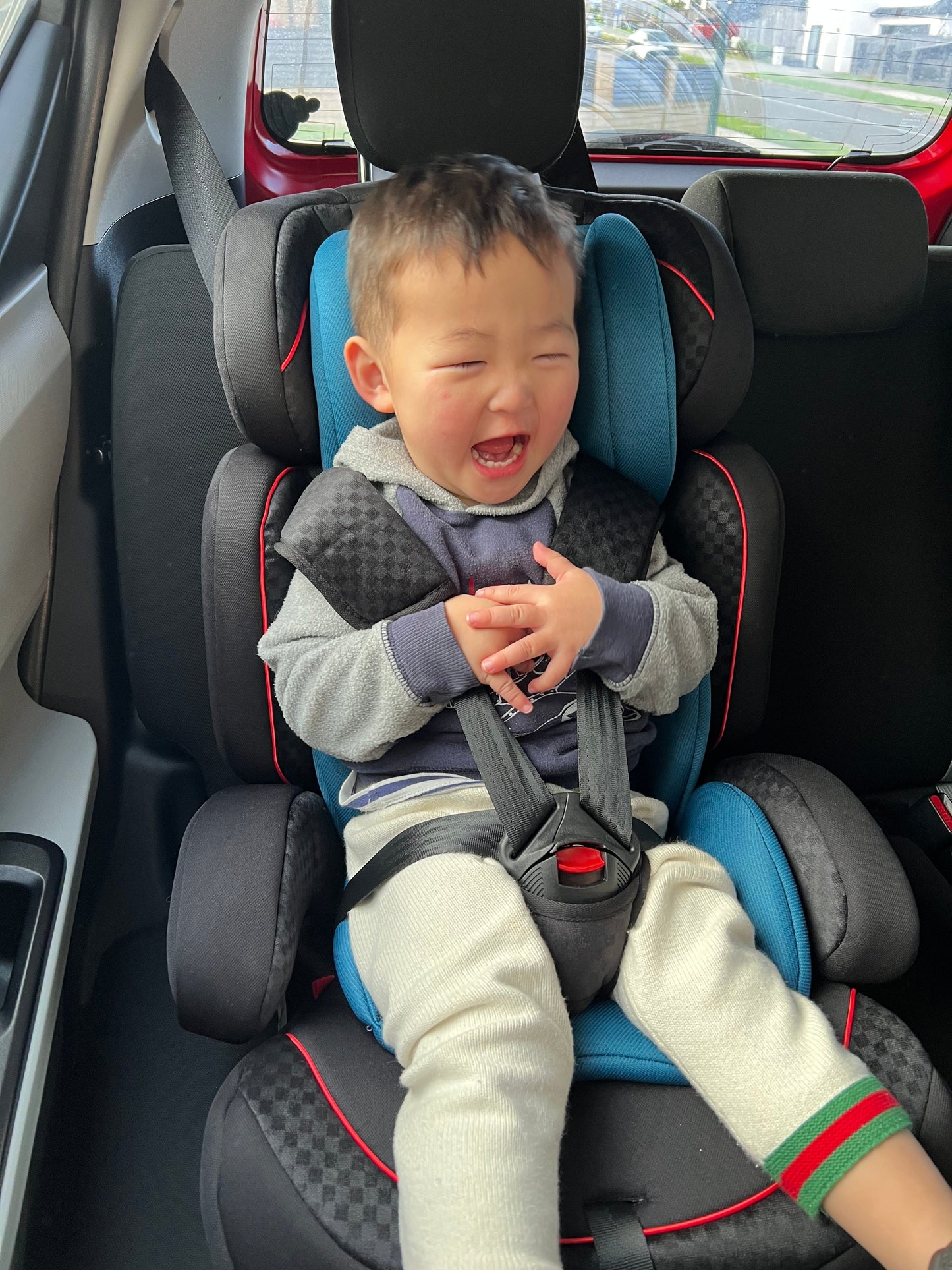 The Racer - Car Seat Booster with Adjustable Headrest
